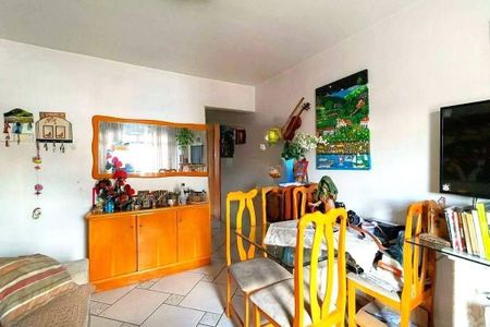 Casa à venda com 3 quartos, 108m² em Vila Tiradentes, São Paulo