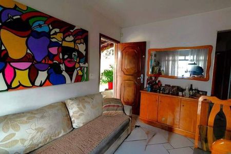 Casa à venda com 3 quartos, 108m² em Vila Tiradentes, São Paulo