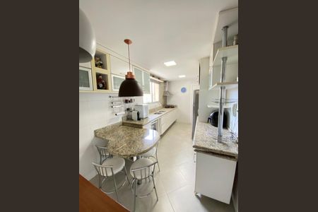 Apartamento à venda com 131m², 4 quartos e 2 vagas Apartamento à venda com 131m², 4 quartos e 2 vagasFoto 03