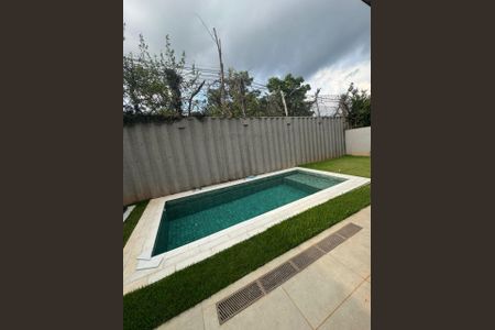 Casa de condomínio à venda com 332m², 4 quartos e 6 vagas Casa de condomínio à venda com 332m², 4 quartos e 6 vagasFoto 26