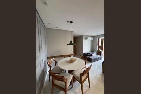 Foto 01 de apartamento à venda com 2 quartos, 52m² em Vila Olímpia, São Paulo