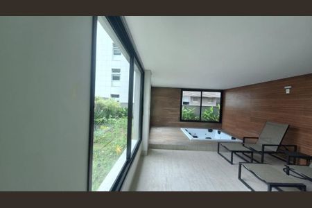 Apartamento à venda com 65m², 2 quartos e 2 vagasJacuzzi