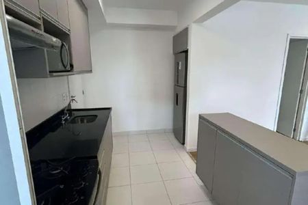 Cozinha de apartamento para alugar com 2 quartos, 83m² em Alphaville, Barueri