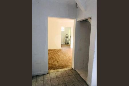 Casa à venda com 2 quartos, 157m² em Vila Jacuí, São Paulo