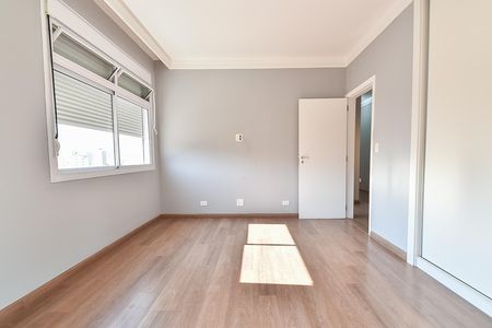 Apartamento à venda com 176m², 3 quartos e 1 vaga Apartamento à venda com 176m², 3 quartos e 1 vagaQuarto 2
