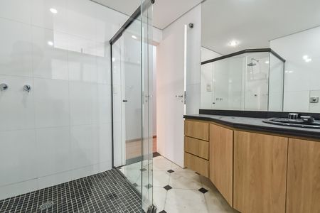 Apartamento à venda com 176m², 3 quartos e 1 vaga Apartamento à venda com 176m², 3 quartos e 1 vagaBanheiro
