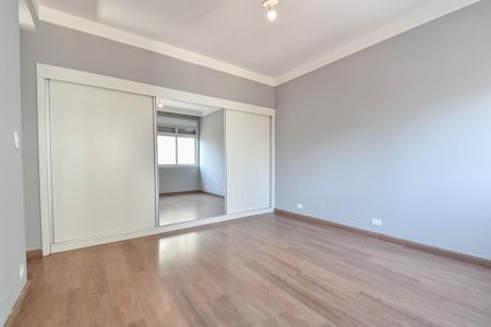 Apartamento à venda com 176m², 3 quartos e 1 vaga Apartamento à venda com 176m², 3 quartos e 1 vagaSuíte