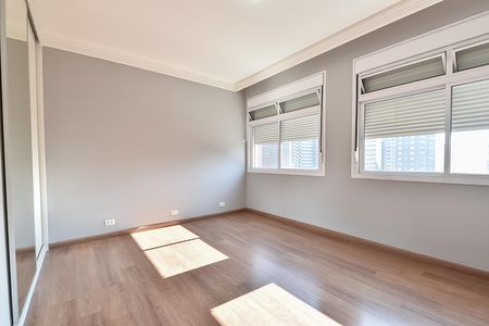 Apartamento à venda com 176m², 3 quartos e 1 vaga Apartamento à venda com 176m², 3 quartos e 1 vagaQuarto 2