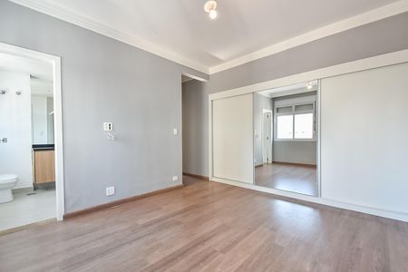 Apartamento à venda com 176m², 3 quartos e 1 vaga Apartamento à venda com 176m², 3 quartos e 1 vagaSuíte