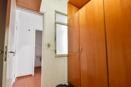 Apartamento à venda com 176m², 3 quartos e 1 vaga Apartamento à venda com 176m², 3 quartos e 1 vagaQuarto de serviço