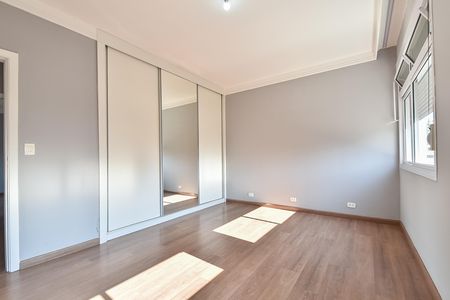 Apartamento à venda com 176m², 3 quartos e 1 vaga Apartamento à venda com 176m², 3 quartos e 1 vagaQuarto 2