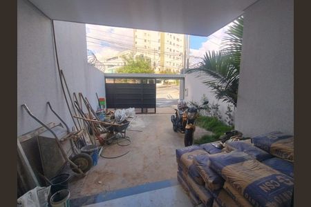 Casa à venda com 120m², 3 quartos e 2 vagas Casa à venda com 120m², 3 quartos e 2 vagasFoto 03