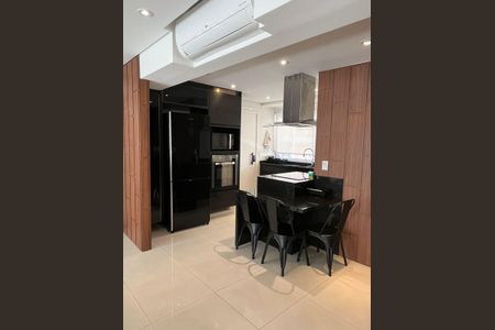 Apartamento à venda com 172m², 3 quartos e 4 vagas Apartamento à venda com 172m², 3 quartos e 4 vagasCozinha