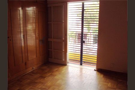 Casa à venda com 2 quartos, 150m² em Chácara Santo Antônio (Zona Sul), São Paulo