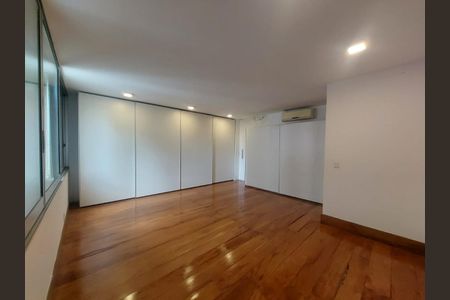 Apartamento à venda com 4 quartos, 275m² em Funcionários, Belo Horizonte