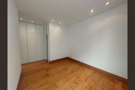 Apartamento à venda com 4 quartos, 275m² em Funcionários, Belo Horizonte