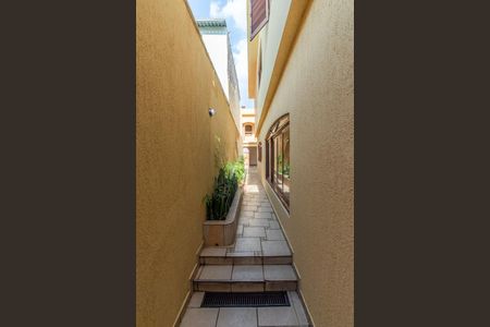 Casa para alugar com 850m², 4 quartos e 3 vagasCorredor