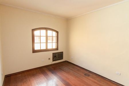 Casa para alugar com 850m², 4 quartos e 3 vagasSuíte 1