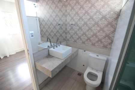 Casa para alugar com 172m², 3 quartos e 4 vagasBanheiro 2