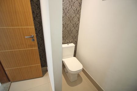 Casa para alugar com 172m², 3 quartos e 4 vagasBanheiro 1