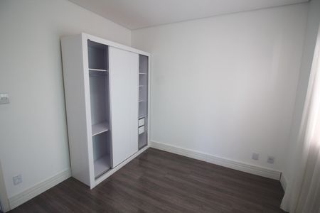 Casa para alugar com 172m², 3 quartos e 4 vagasQuarto 2
