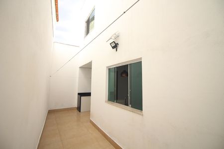 Casa para alugar com 172m², 3 quartos e 4 vagasQuintal