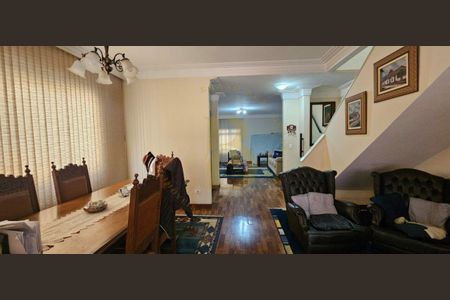 Casa à venda com 3 quartos, 190m² em Jardim Ernestina, São Paulo