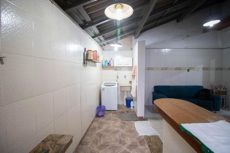 Casa à venda com 163m², 3 quartos e 2 vagasÁREA DE SERVIÇO