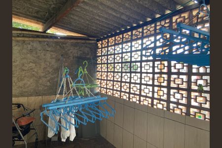 Casa à venda com 96m², 3 quartos e 2 vagasLavanderia