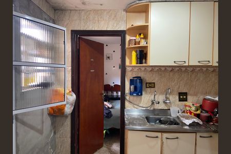 Casa à venda com 96m², 3 quartos e 2 vagasCopa - Cozinha