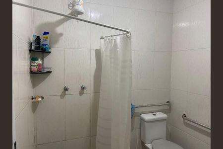 Casa à venda com 96m², 3 quartos e 2 vagasBanheiro