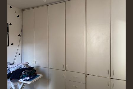 Casa à venda com 96m², 3 quartos e 2 vagasQuarto 2