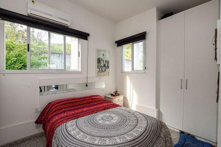 Apartamento à venda com 2 quartos, 82m² em Camboinhas, Niterói