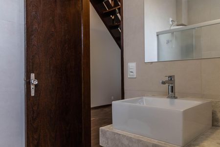 Apartamento para alugar com 400m², 5 quartos e 3 vagas Apartamento para alugar com 400m², 5 quartos e 3 vagasBanheiro Social