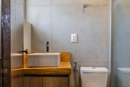 Apartamento para alugar com 400m², 5 quartos e 3 vagas Apartamento para alugar com 400m², 5 quartos e 3 vagasBanheiro da Suíte 2