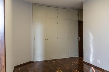 Apartamento para alugar com 400m², 5 quartos e 3 vagas Apartamento para alugar com 400m², 5 quartos e 3 vagasSuíte 1