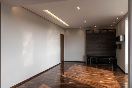 Apartamento para alugar com 400m², 5 quartos e 3 vagas Apartamento para alugar com 400m², 5 quartos e 3 vagasSala