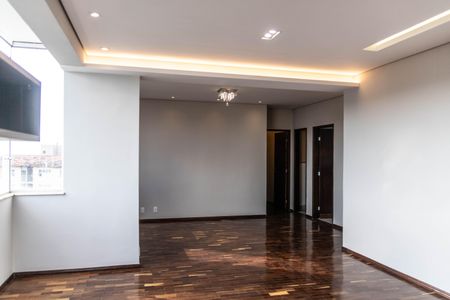 Apartamento para alugar com 400m², 5 quartos e 3 vagas Apartamento para alugar com 400m², 5 quartos e 3 vagasSala