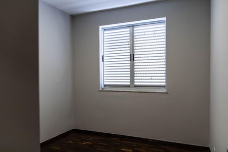 Apartamento para alugar com 400m², 5 quartos e 3 vagas Apartamento para alugar com 400m², 5 quartos e 3 vagasQuarto 2