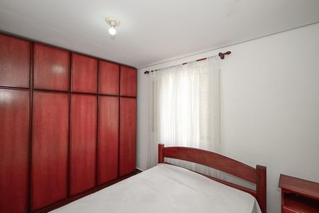 Quarto 2 de casa para alugar com 2 quartos, 100m² em Vila Morse, São Paulo