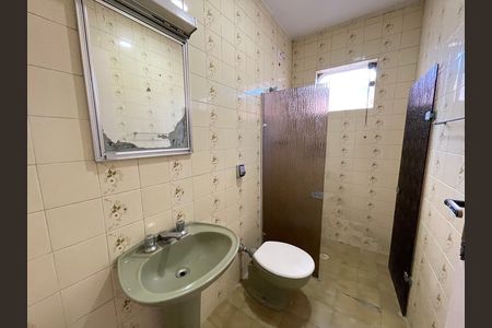 Casa para alugar com 121m², 3 quartos e 2 vagasBanheiro 2