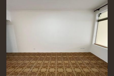 Casa para alugar com 121m², 3 quartos e 2 vagasSala
