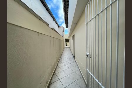 Casa para alugar com 121m², 3 quartos e 2 vagasCorredor Lateral
