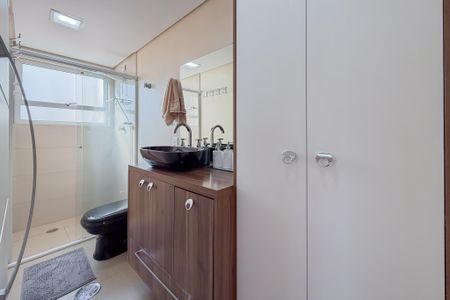 Apartamento à venda com 57m², 2 quartos e 1 vagaBanheiro Social