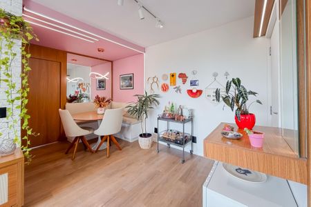 Apartamento à venda com 57m², 2 quartos e 1 vagaSala
