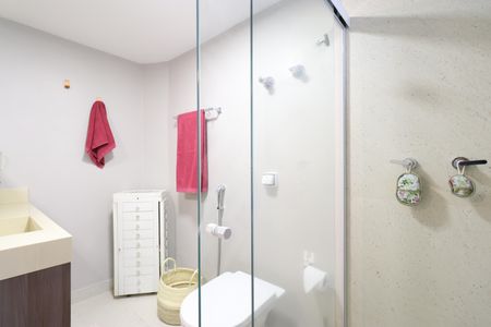 Apartamento à venda com 100m², 3 quartos e 1 vagaBanheiro da Suíte