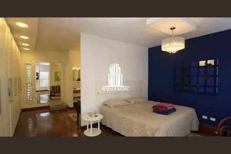 Casa à venda com 5 quartos, 800m² em Vila Morumbi, São Paulo