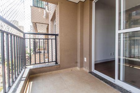 Apartamento para alugar com 61m², 2 quartos e 1 vaga Apartamento para alugar com 61m², 2 quartos e 1 vagaVaranda