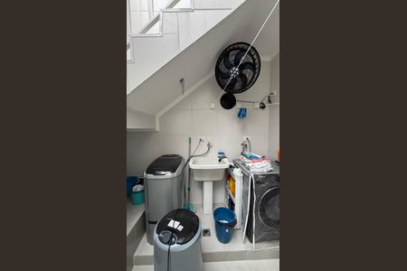 Casa à venda com 247m², 3 quartos e 7 vagasÁrea de Serviço