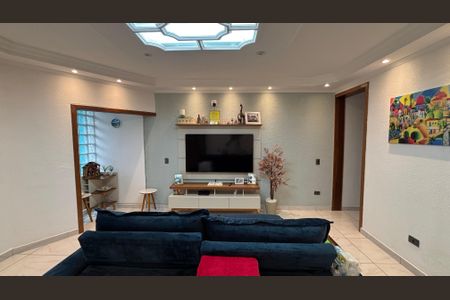 Casa à venda com 247m², 3 quartos e 7 vagasSala